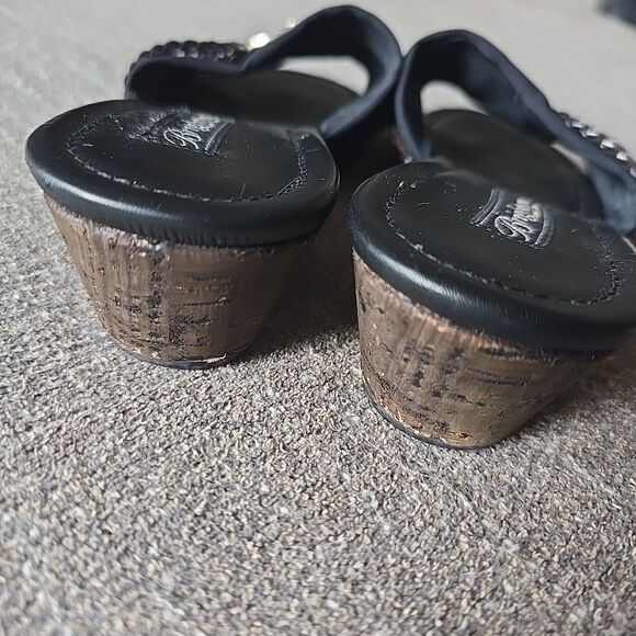 Brighton Y2K Lilian Black Wedge Pewter Flower Charm Slip On Sandals Shoes 8 - Picture 5 of 8